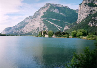 Garda-tó Olaszország legnagyobb tava
